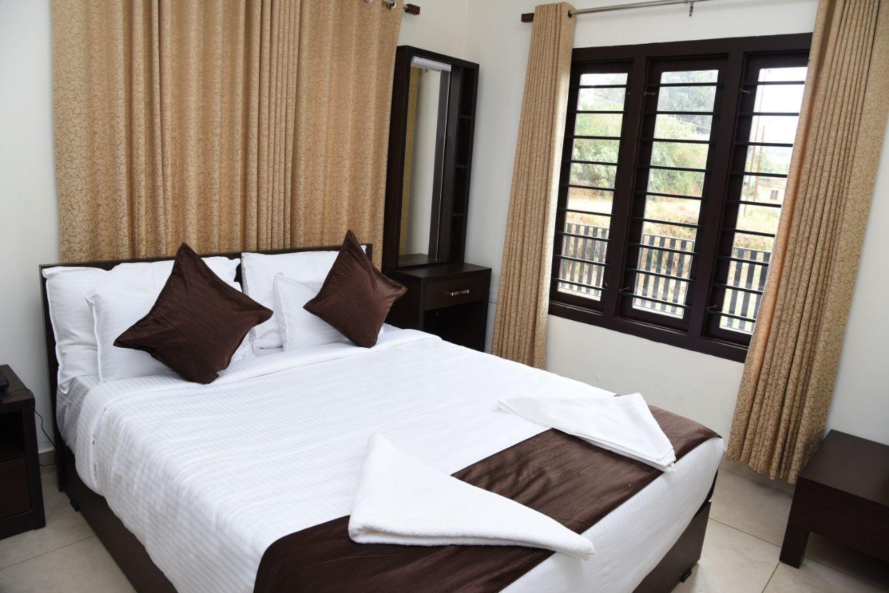 Albisville Hilltop Mansion Ooty Esterno foto