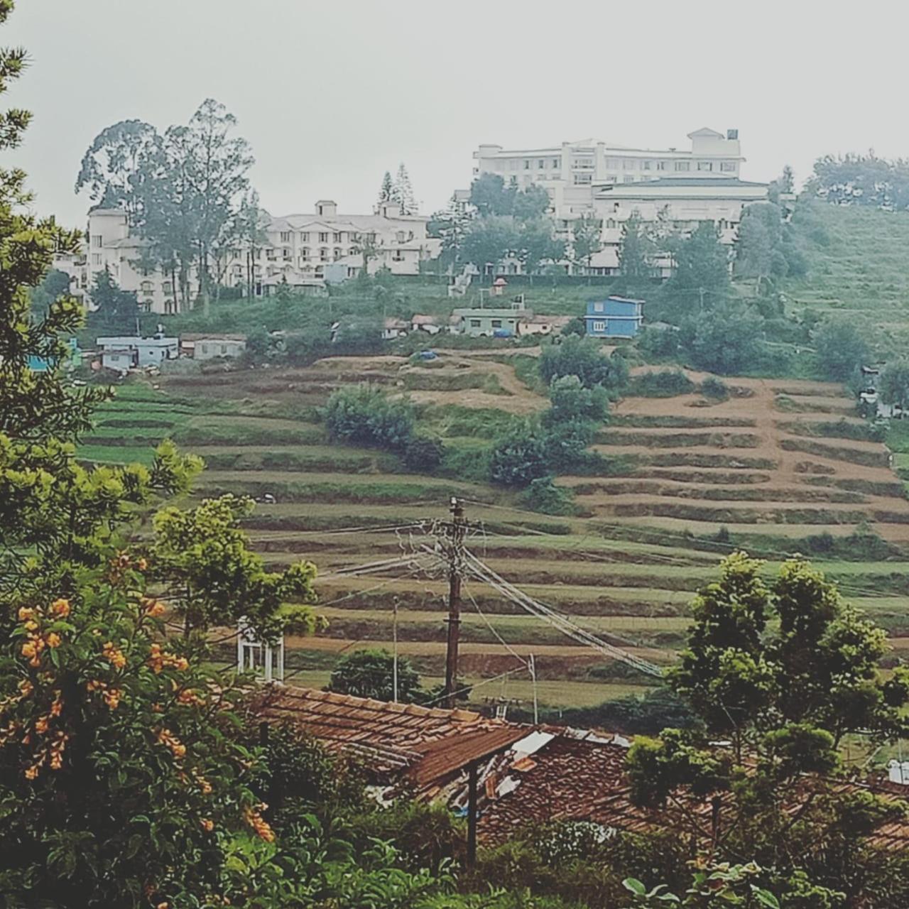 Albisville Hilltop Mansion Ooty Esterno foto